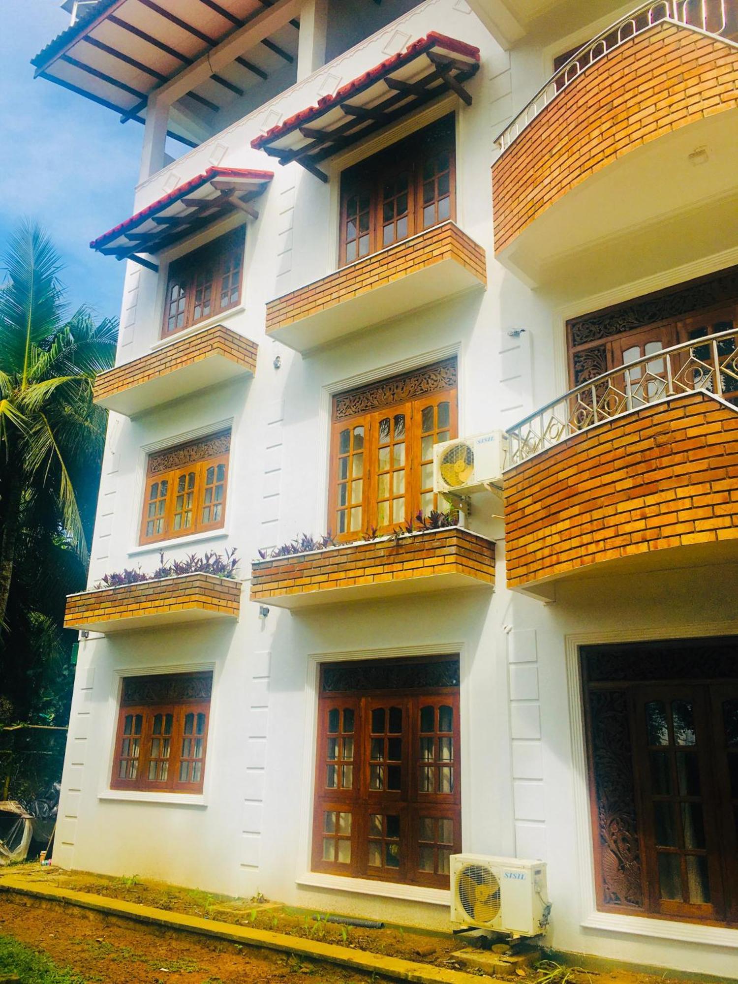 Mount House Hotel Apartment Dickwella Exterior photo
